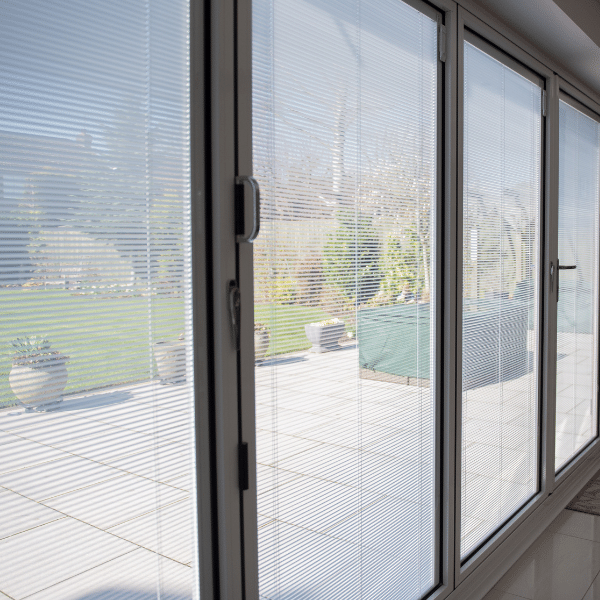 aluminium trade bifold doors with integral blinds